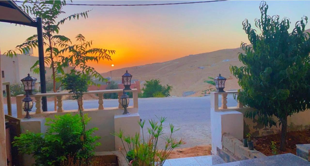 Petra Rose Apartment وادي موسى المظهر الخارجي الصورة