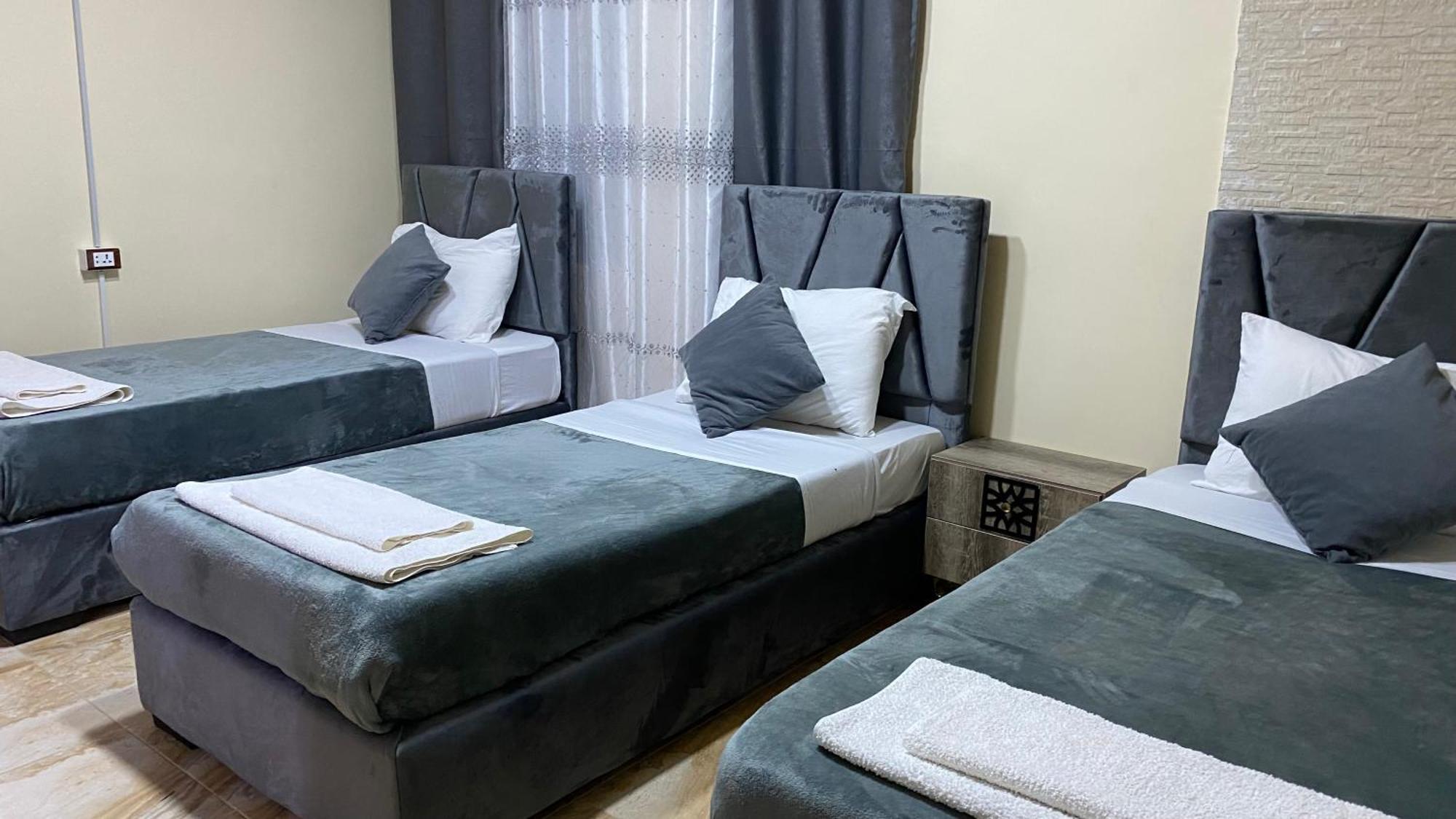 Petra Rose Apartment وادي موسى المظهر الخارجي الصورة